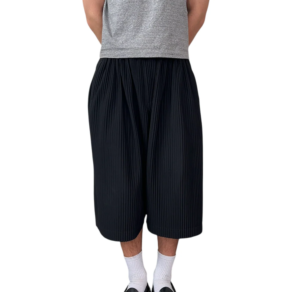(2) ISSEY MIYAKE HOMME PLISSE WIDE SHORTS - Image 2