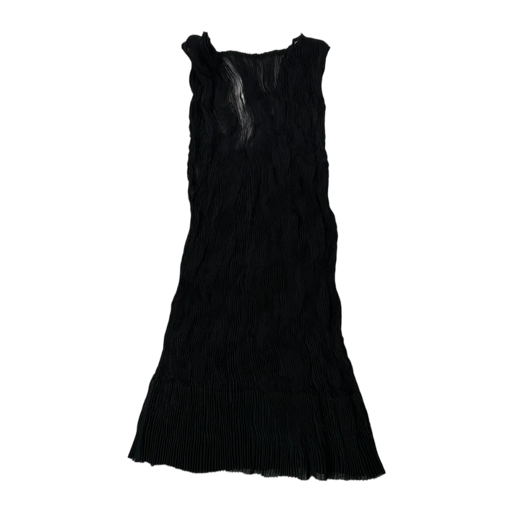 (2) ISSEY MIYAKE PLEATED TANK TOP - Image 3