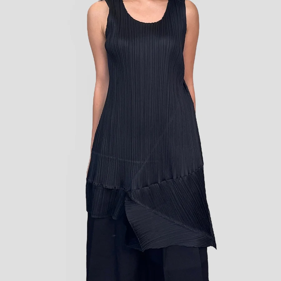 (3) ISSEY MIYAKE ASYMMETRICAL TANK DRESS - Image 2