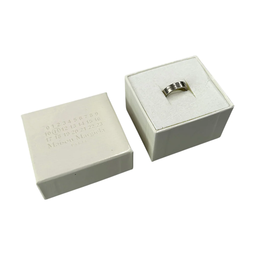 (6) MAISON MARGIELA BAND RING - Image 7