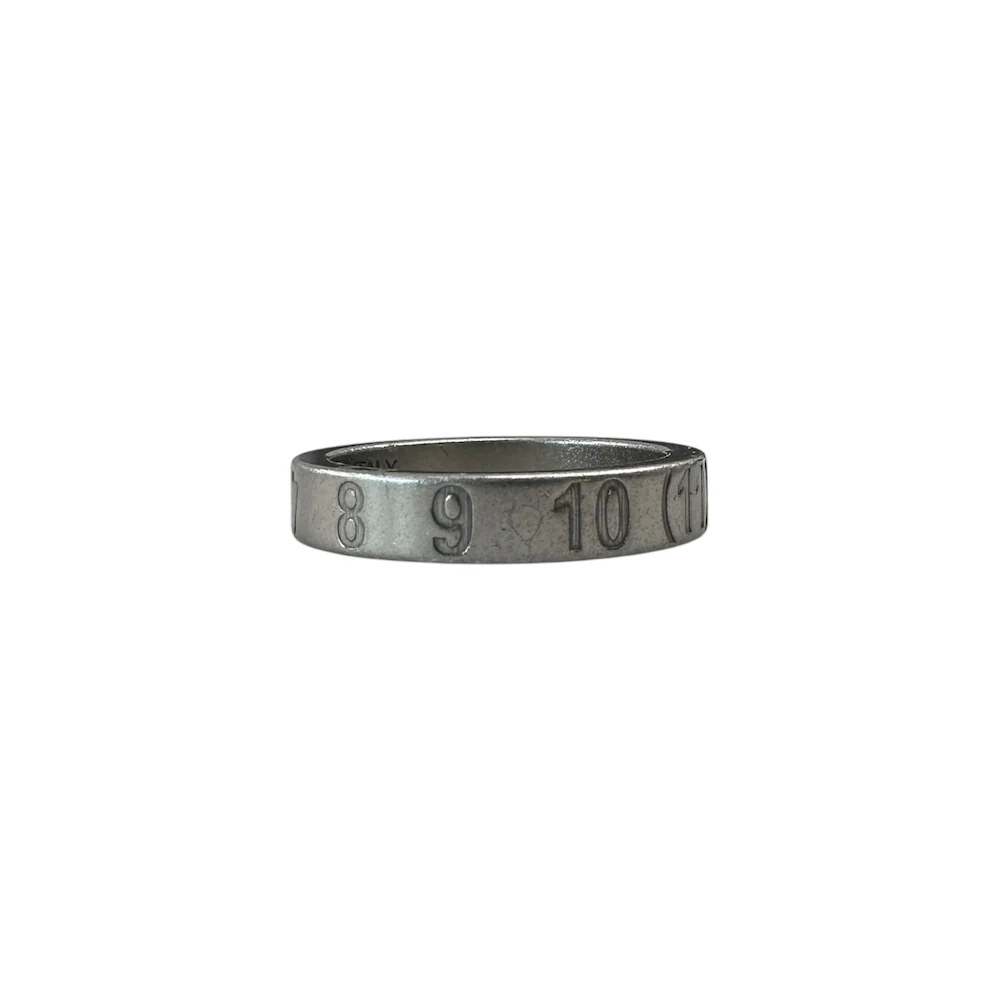(7) MAISON MARGIELA BAND RING - Image 4