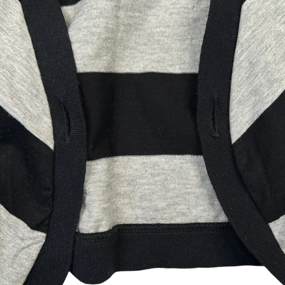 (38) BURBERRY BLUE LABEL STRIPED VEST - Image 3