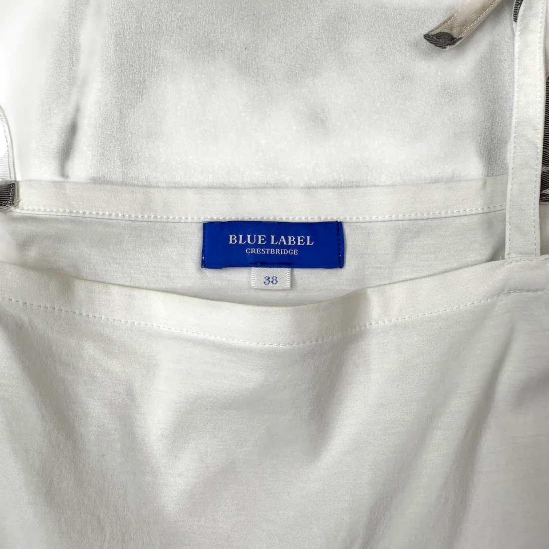 BLUE LABEL CRESTBRIDGE TOP - Image 4