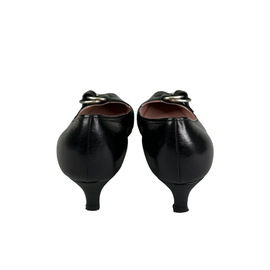CHANEL BLACK LEATHER / PATENT LEATHER KITTEN HEELS - Image 5
