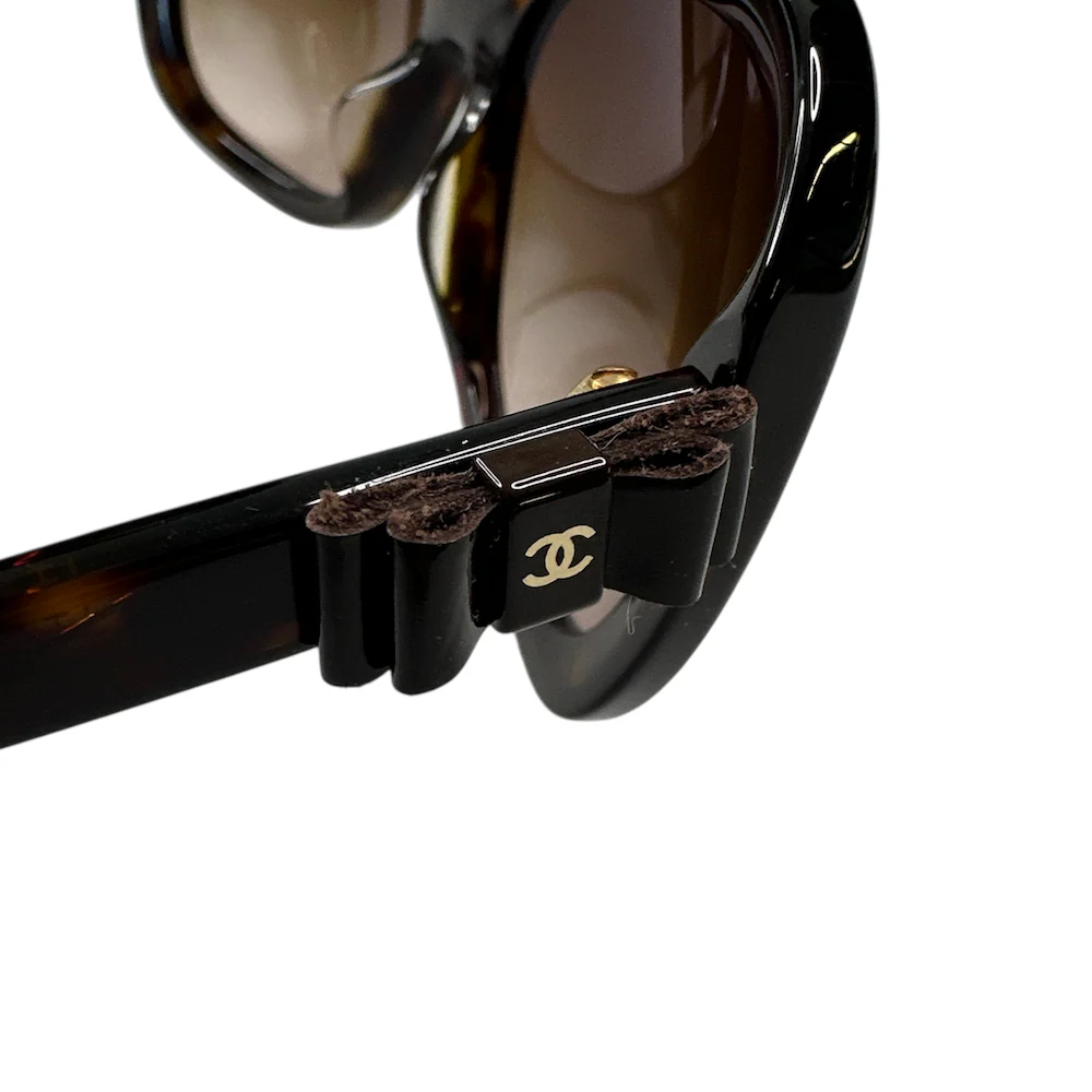CHANEL BOWTIE SUNGLASSES - BROWN - Image 4