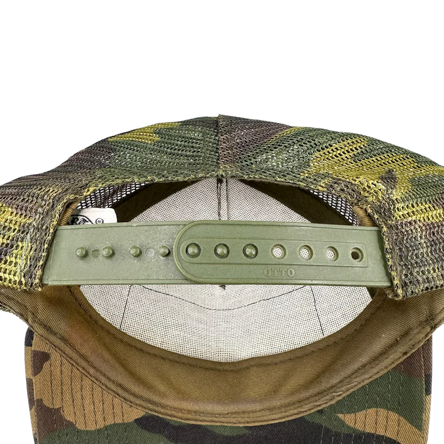 CHROME HEARTS HOLLYWOOD F*CK CAMO TRUCKER HAT - Image 4