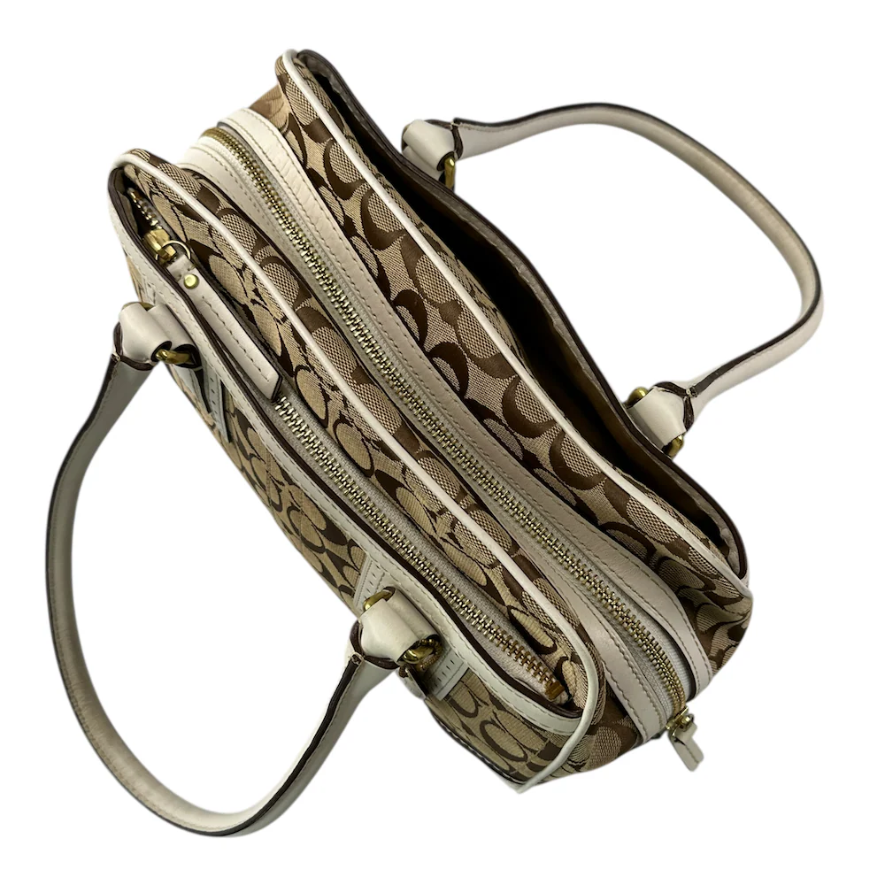 COACH SIGNATURE CANVAS SHOULDER BAG - Image 5