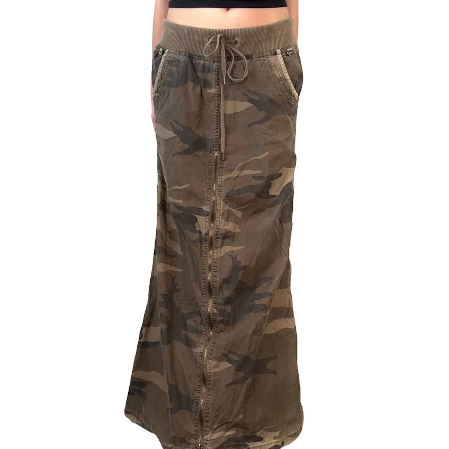 G.O.A CAMO CARGO ZIP SKIRT - Image 2