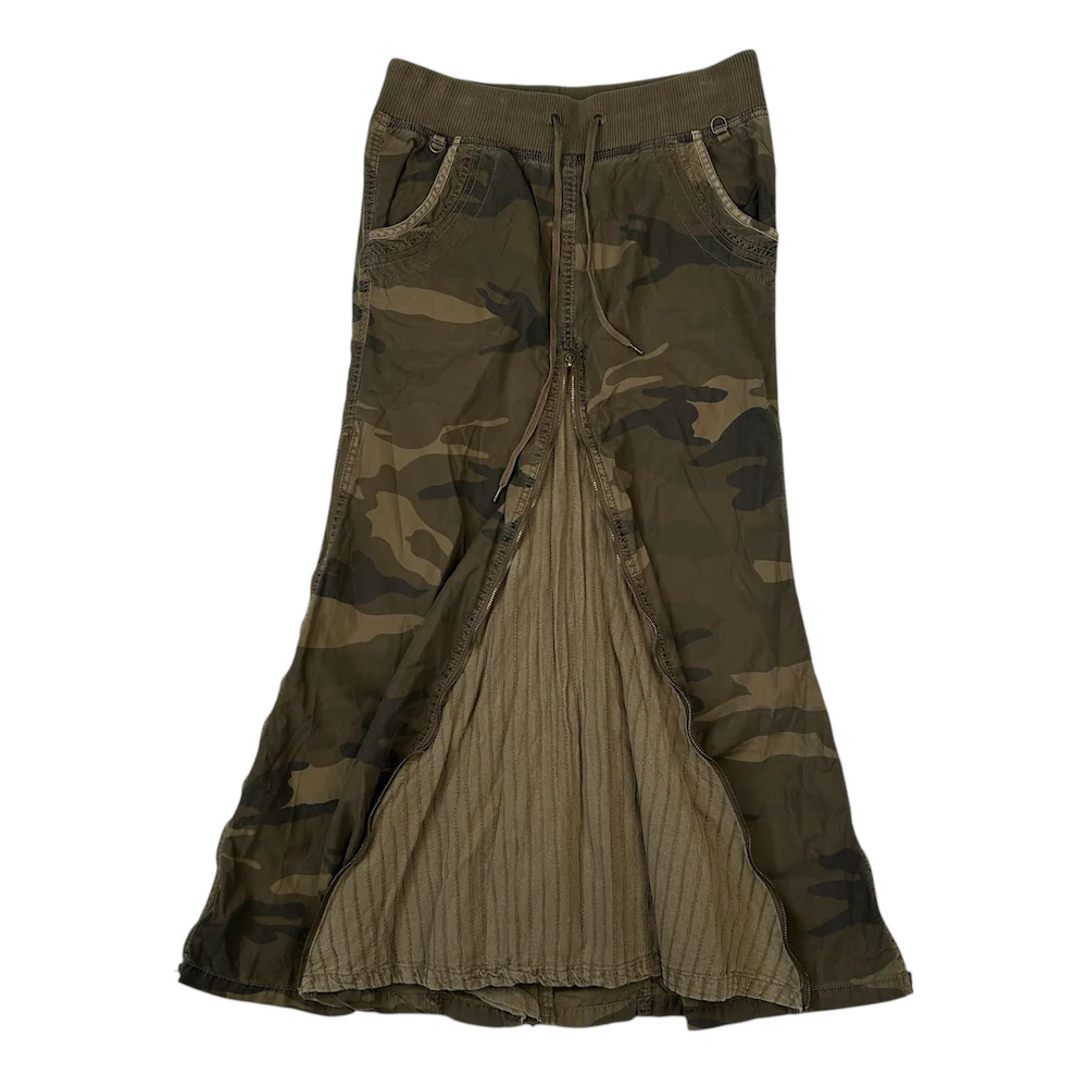 G.O.A CAMO CARGO ZIP SKIRT - Image 3