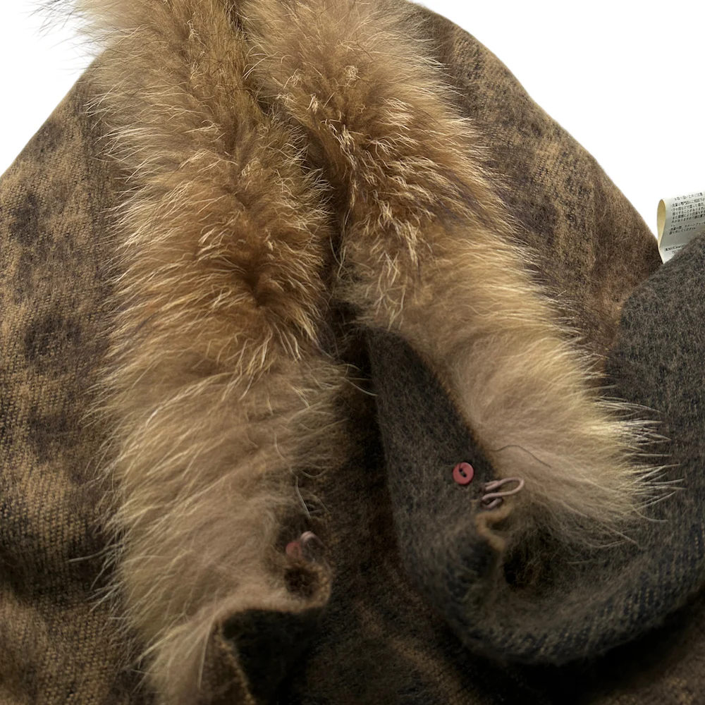G.O.A RACOON FUR SCARF - Image 3