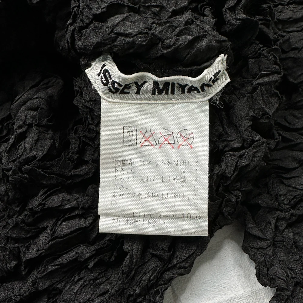 ISSEY MIYAKE CRUMPLED HIGH NECK LONG SLEEVE - Image 3