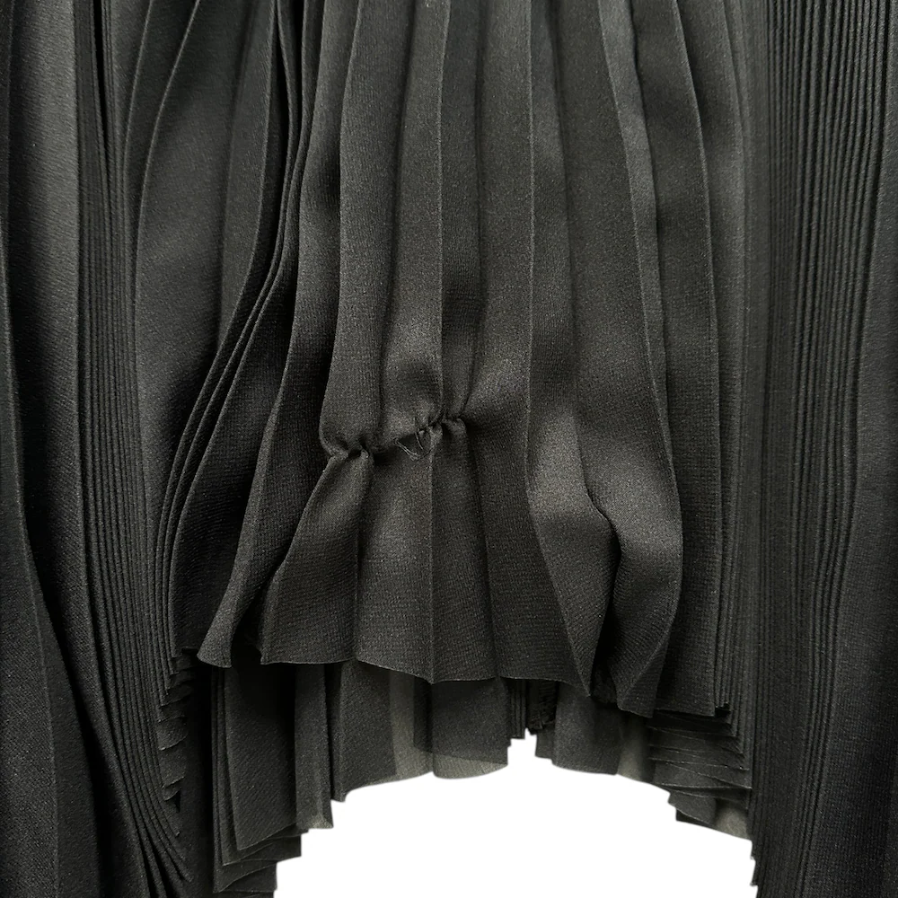 ISSEY MIYAKE FETE PLEATED SKIRT - BLACK - Image 4