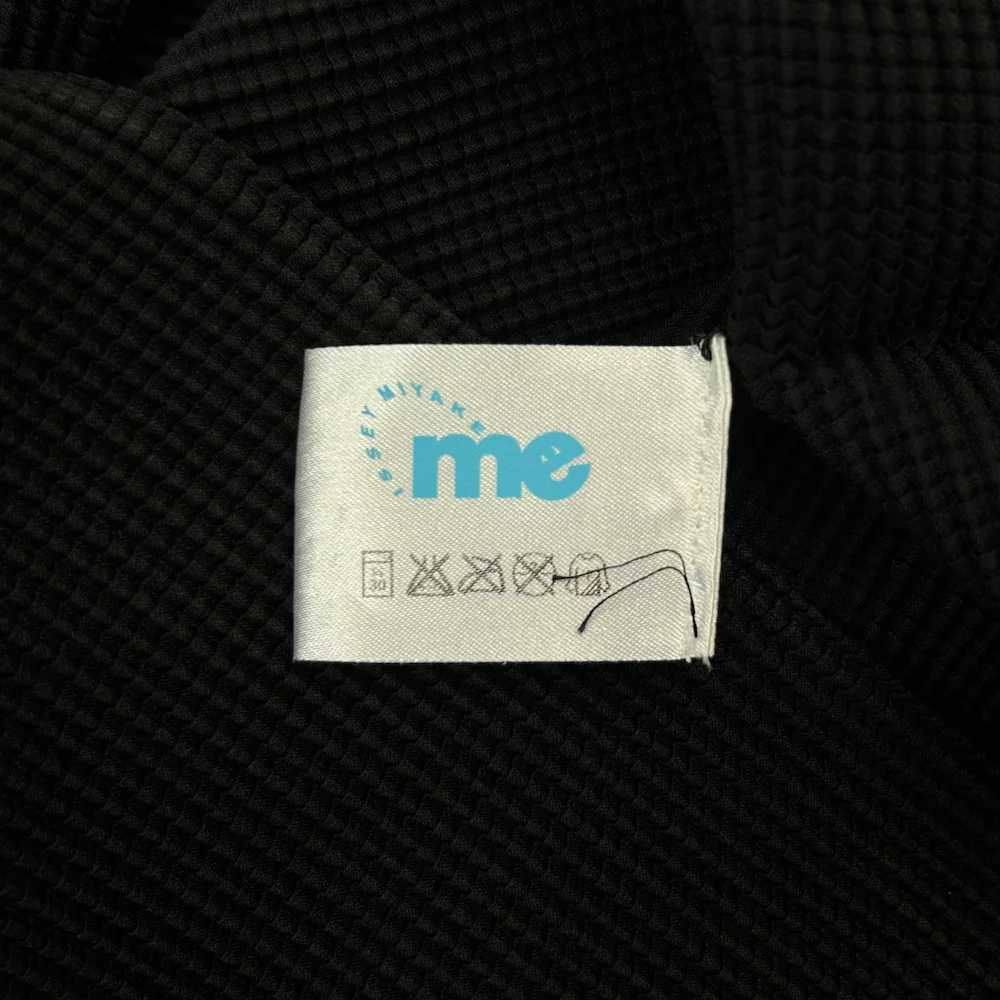 ISSEY MIYAKE ME HIGH NECK TOP - Image 5