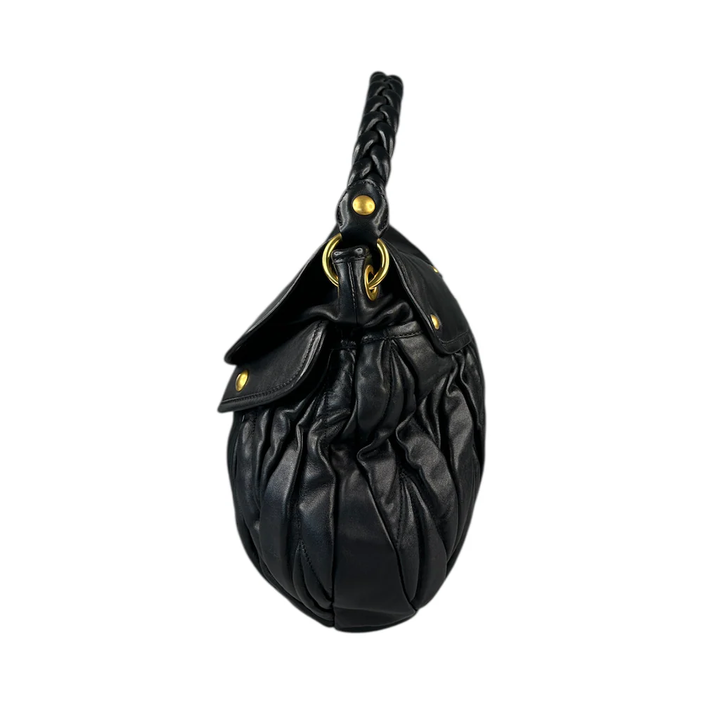 MIU MIU MATELASSE SHOULDER BAG - BLACK - Image 4