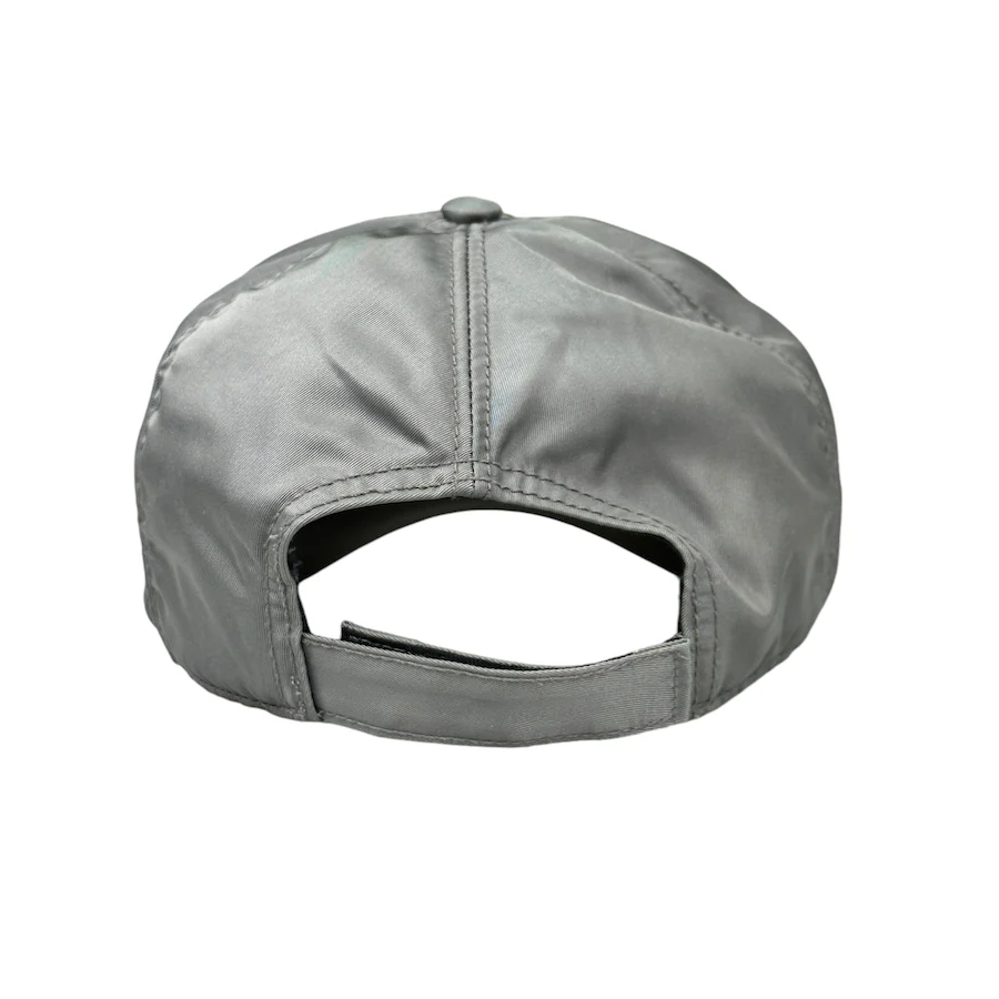 PRADA EMBROIDERED LOGO SILVER-GREY NYLON CAP GDF94 - Image 4